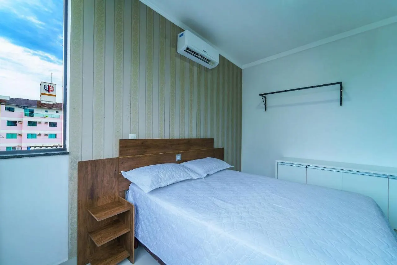Aluguel Apartamento Studio 20 Para 4 Pessoas Bombas Sc Bombinhas 0*,  Brasil